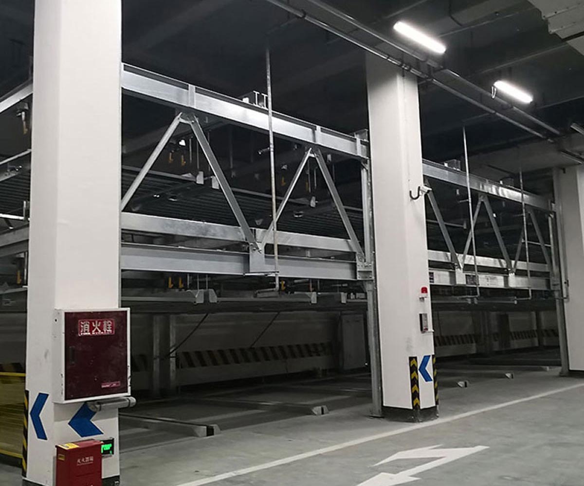 家用簡易升降機械式停車庫出租.jpg